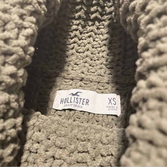Hollister Green Turtleneck Sweater Women’s Size XS - Picture 7 of 15